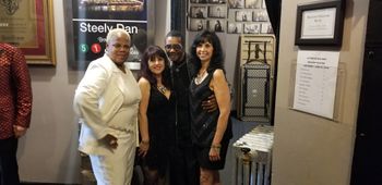 Sheryl, Linda, Debbie, Gene Stewart (R.I.P.) NY Beacon Theater, Show Time
