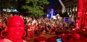Montreal Jazz Fest CA.
